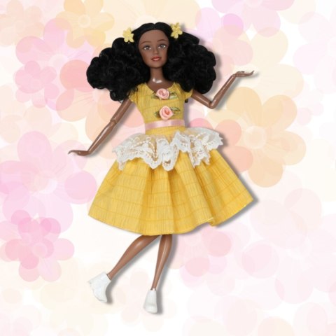 WOOPIE ROYAL Lalka Emi 32 cm Modny Strój i Piękne Czarne Włosy