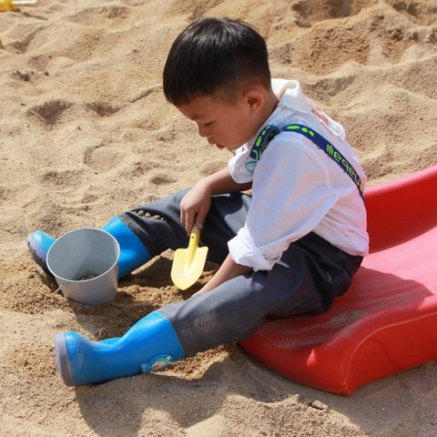 CLASSIC WORLD EDU Zestaw Metalowych Narzędzi do Piasku i Ogrodu 8 szt.