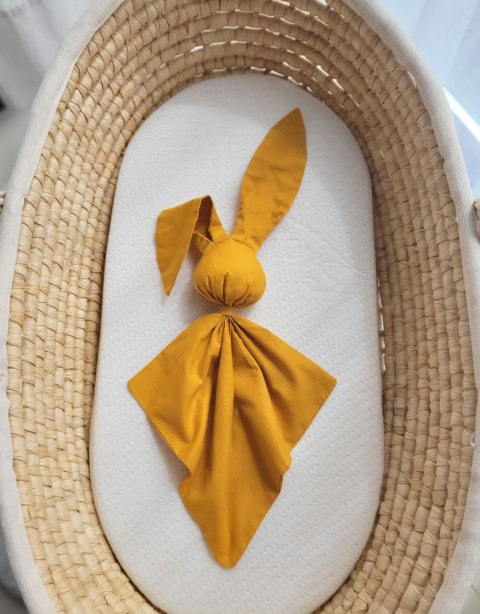 Miękka przytulanka DOUDOU kocyk króliczek z bawełny - Musztarda