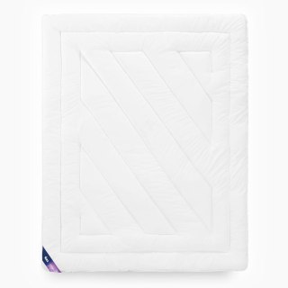 Kołdra całoroczna antyalergiczna biel 200x220 Mikrofibra