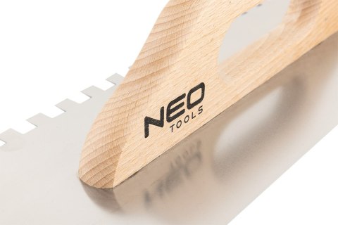 Paca z zębami 380 x 128 mm, ząb 10 x 10 x 10 mm, uchwyt drewniany