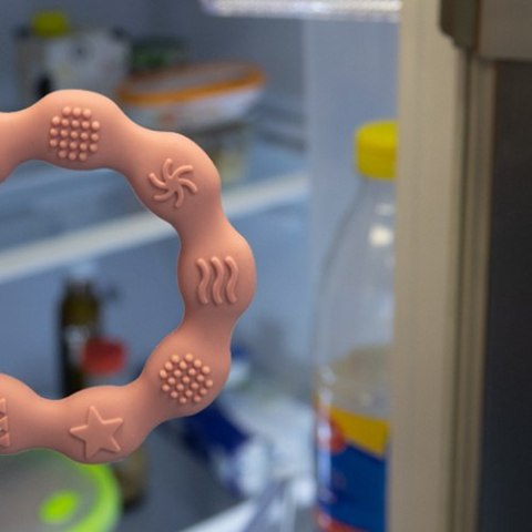 825/02 GRYZAK SILIKONOWY RING RÓŻOWY