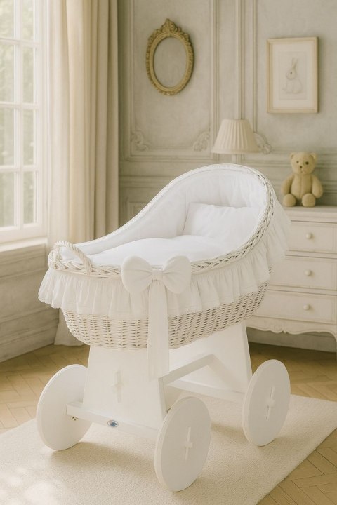 Wiklinowy kosz Mojżesza z budką wiklinową Carina biały + biała pościel