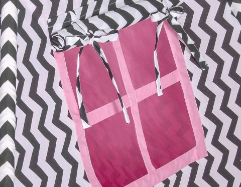 Namiot TIPI dla dzieci + mata + poduszki + zawieszki pióra - Chevron czarny/ciemny róż