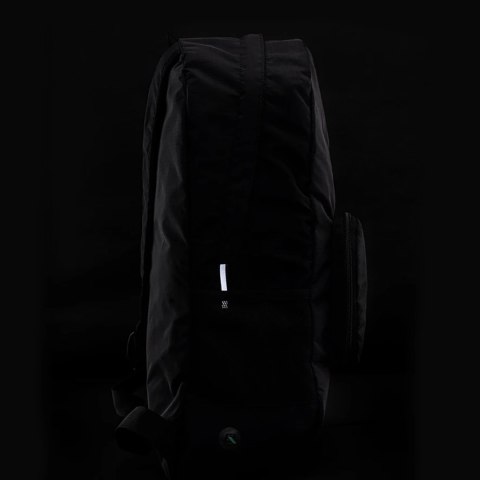 Plecak sportowy wodoodporny składany 46.5x38cm 18l - czarny