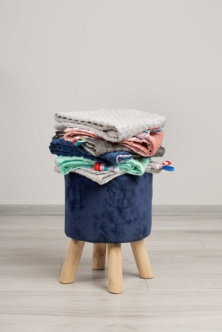 LEKKI KOCYK MINKY 75 x 100 JEŻYKI MIĘTA