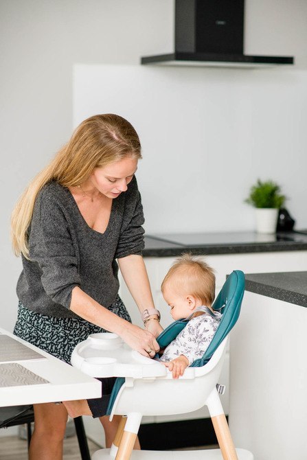 KRZESEŁKO DO KARMIENIA TUVA GREY