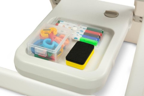 TABLICA Z KRZESEŁKIEM TED GREY