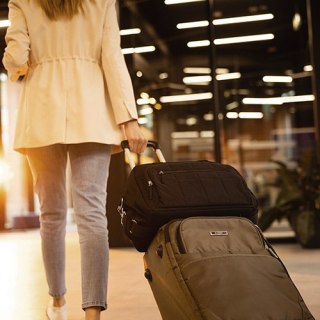 1650/01 TORBA DLA MAMY PODRÓŻNA CZARNA