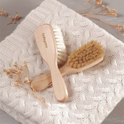 1655 SZCZOTKA Z NATURALNEGO WŁOSIA ŚREDNIO MIĘKKA