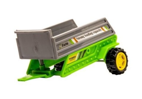 Traktor z przyczepą