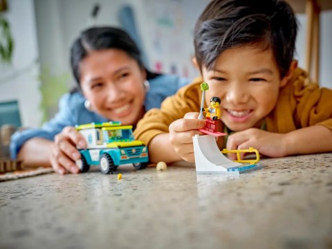 60403 - LEGO City - Karetka i snowboardzista