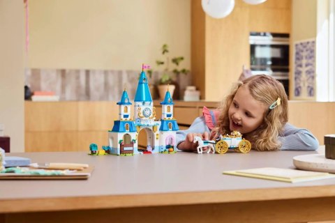 43275 - LEGO Disney - Zamek Kopciuszka i kareta