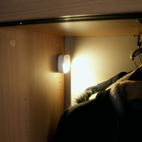 Lampka nocna z czujnikem ruchu 3 LED samoprzylepny 3xAAA