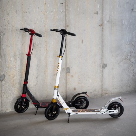 HM209T BLACK-RED HULAJNOGA Z HAMULCEM TARCZOWYM NILS EXTREME