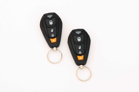 Uniwersalny alarm motocyklowy z pilotami mca14 amio-01103