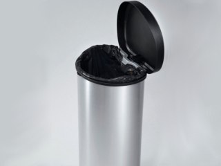 Kosz na śmieci metalizowany z pedałem Curver 40L