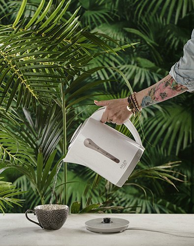 AD 1244 Czajnik plastikowy 2,5 l