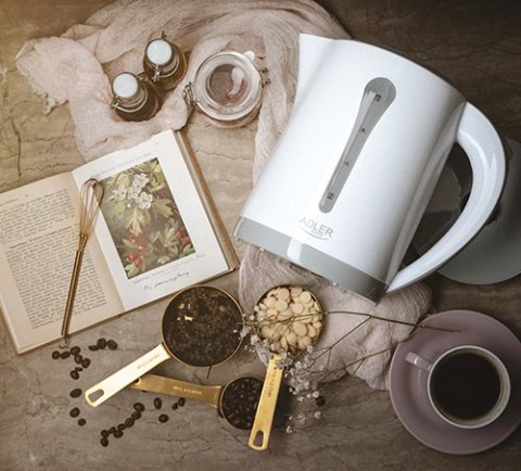 AD 1244 Czajnik plastikowy 2,5 l