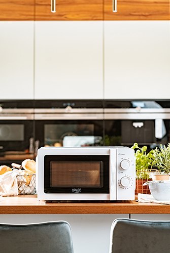 AD 6205 Kuchenka mikrofalowa 20 l