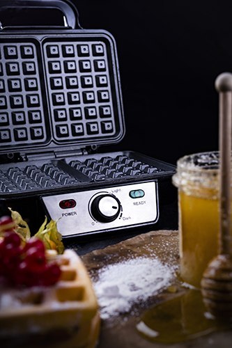 CR 3046 Gofrownica 1600w