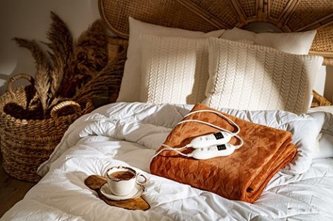 CR 7436 Elektryczny koc podkładowy z czasomierzem (2)