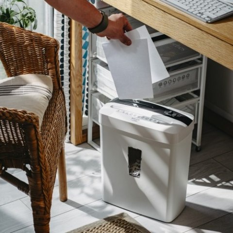 AD 1037 White Niszczarka do dokumentów