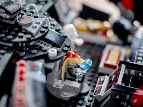 Klocki star wars 75389 mroczny sokół millennium