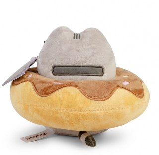 Maskotka pusheen in a chocolate donut