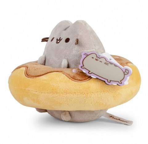Maskotka pusheen in a chocolate donut