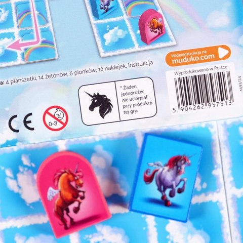 Gra jednorożce. pojedynek w chmurach