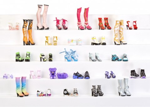 Akcesoria rainbow high buty display 27 sztuk