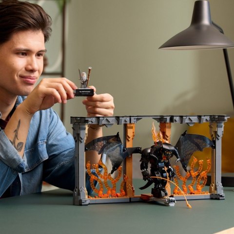 Klocki icons 10367 władca pierścieni: book nook z balrogiem