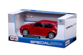 Model kompozytowy volkswagen golf r32 grana 1/24 czerwony