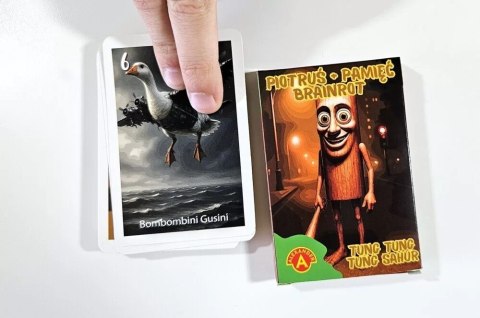 Gra piotruś i pamięć brainrot: tung tung tung sahur