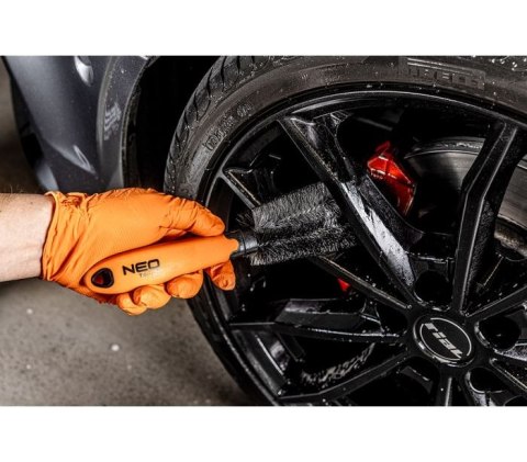 SZCZOTKA DO MYCIA FELG