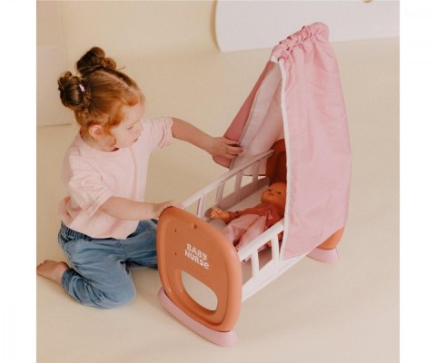 Kołyska z baldachimem